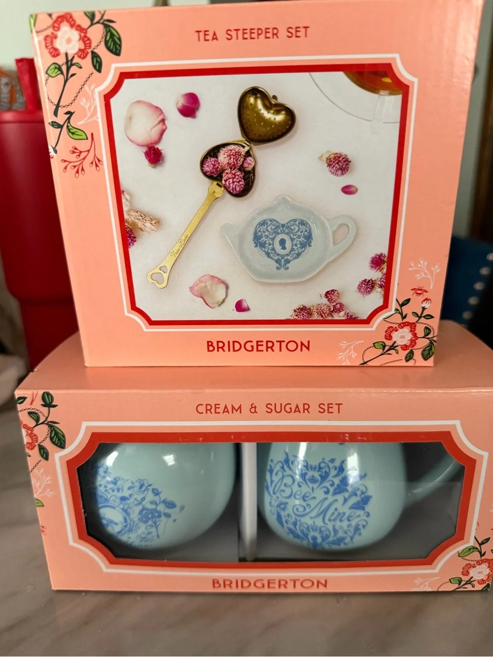 Bridgerton Pink Tea Steeper & Cream & Sugar Set